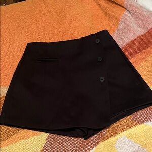 Black Women’s Button-Front Skort Shorts
